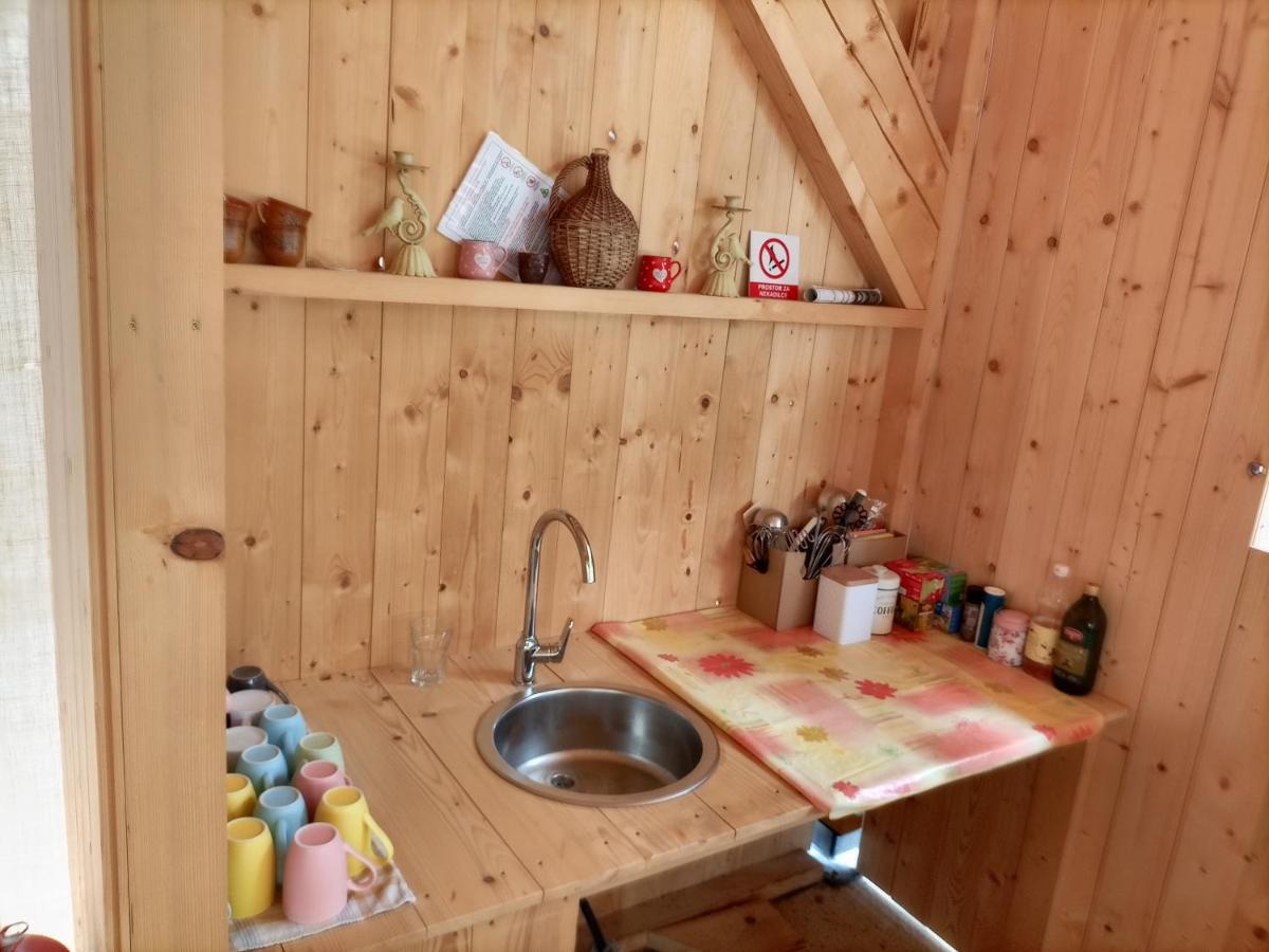 Stari Trg pri Lozu Kamp Beli Gaber酒店 外观 照片